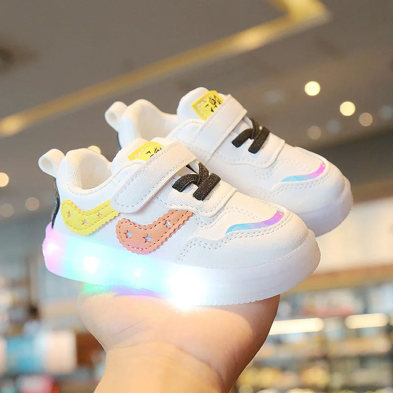 Chaussures de Tennis LED Enfant et Bébé - LumoKicks