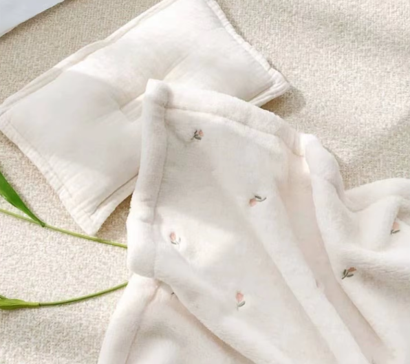 Plaid Polaire Enfant 125 x 90 cm - DouxNid