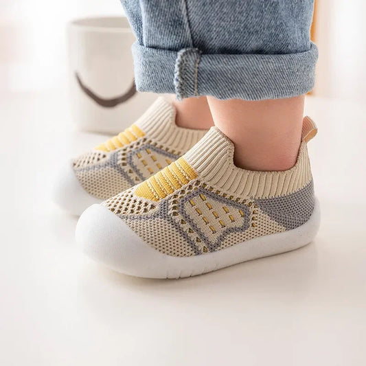 Chaussons Bébé Antidérapants Style Sneakers – Premiers Pas Souples et Confortables (0 à 4 ans) - SoftPas