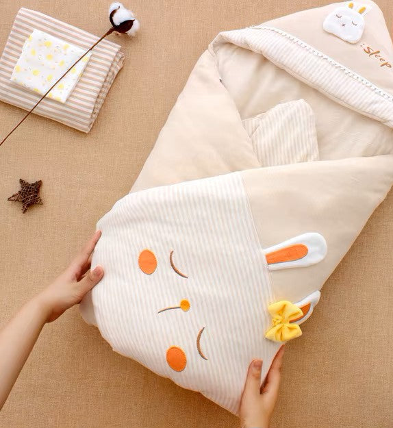 Couette Bébé Moelleuse et Chaude - DouceNuit –