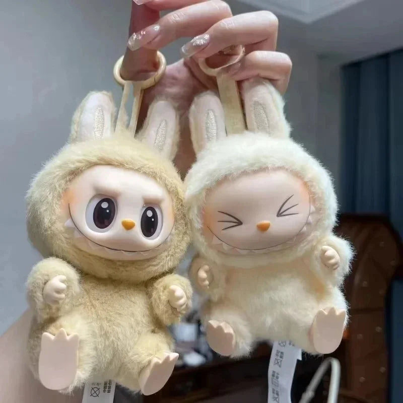 Peluche Monstre 17 cm – Jouet Doux et Collectible pour Enfants et Adultes