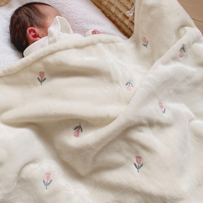 Couverture bébé douce en flanelle polaire corail 125x90 cm – Flanimo